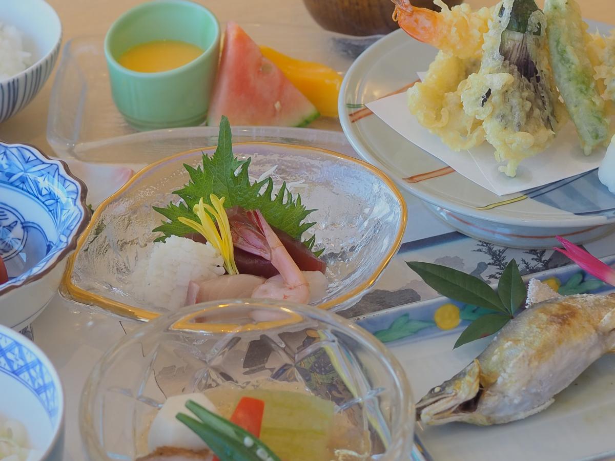 渓流香膳(けいりゅうかおりぜん)