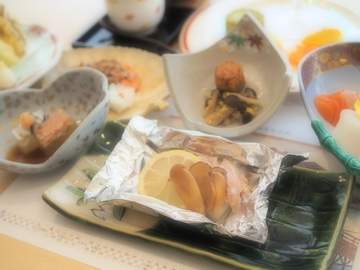 山吹紅葉膳(やまぶきこうようぜん)